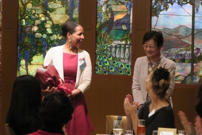 Joan,肥塚さん花束
